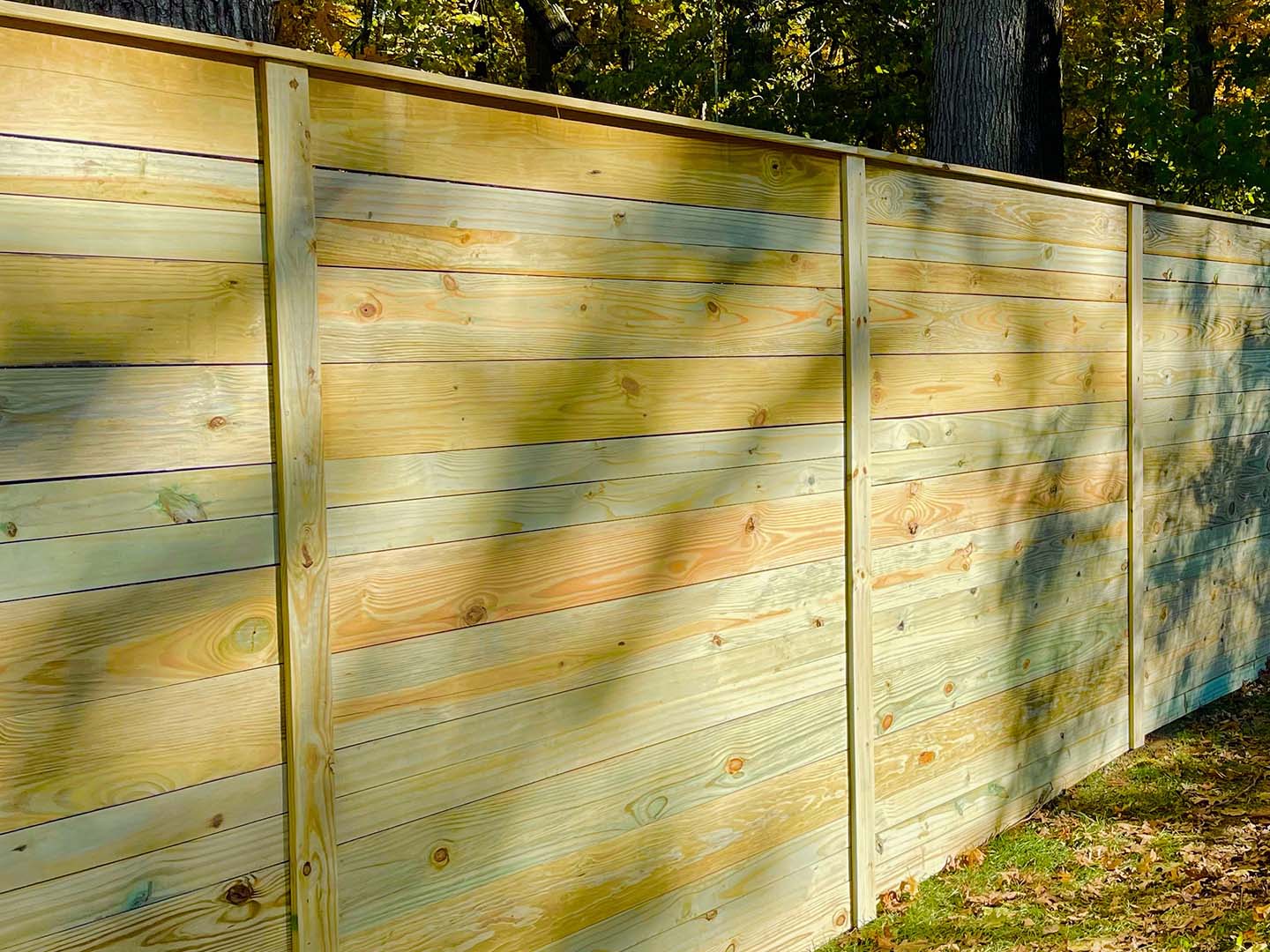 Kouts IN horizontal style wood fence